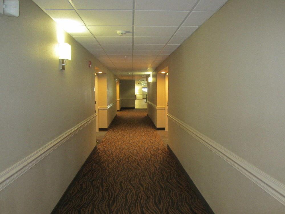 Clarion Pointe Albemarle Otel Dış mekan fotoğraf