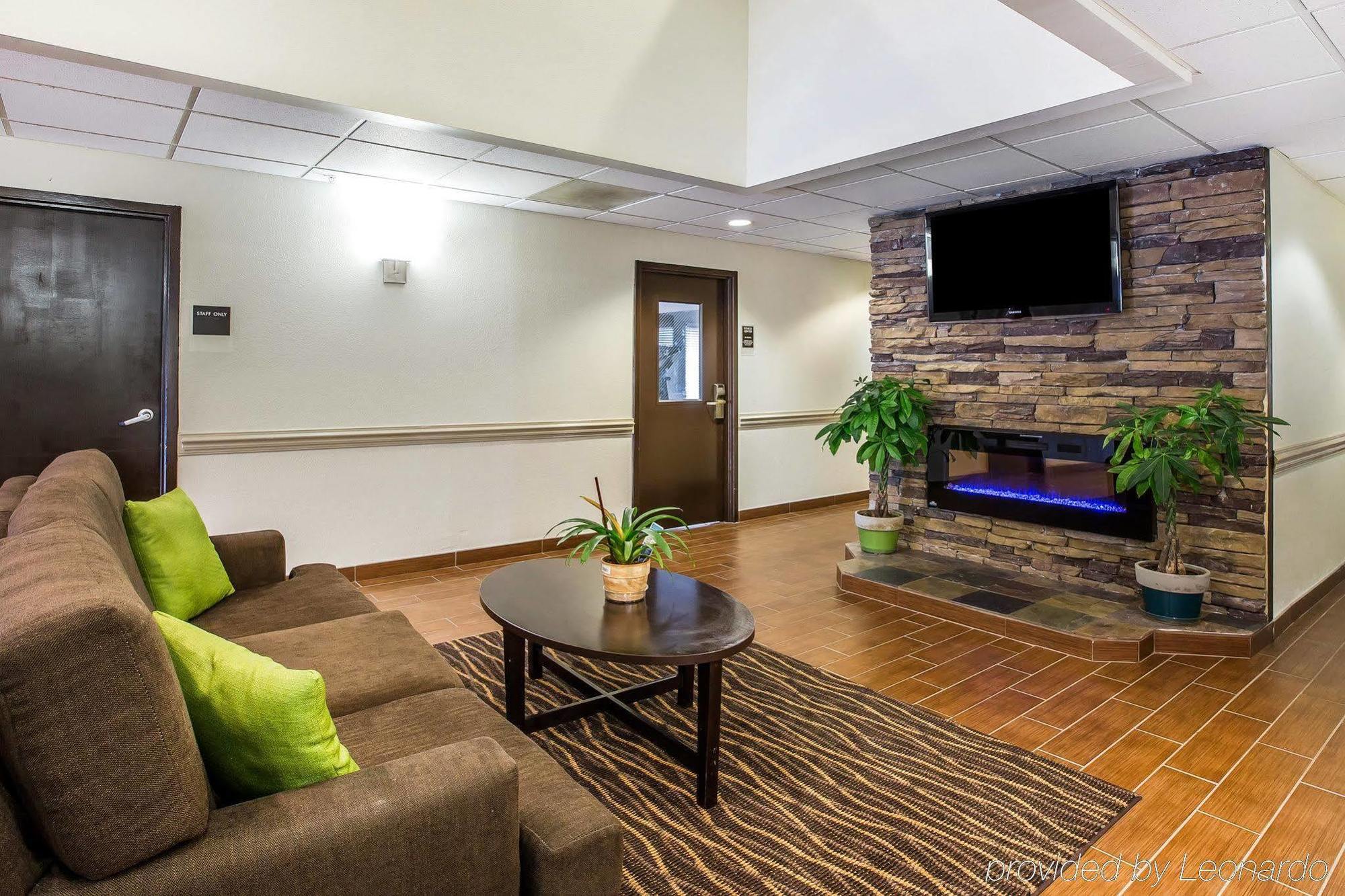 Clarion Pointe Albemarle Otel Dış mekan fotoğraf
